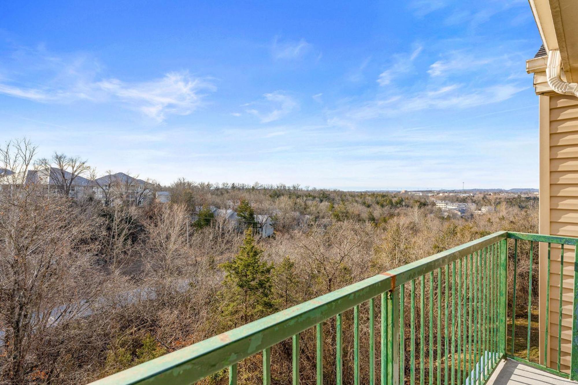 Cozy Top Floor 2Br Condo With View And Amenities!! Бренсон Екстер'єр фото